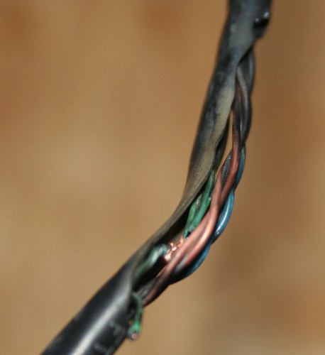 Повреждение кабеля